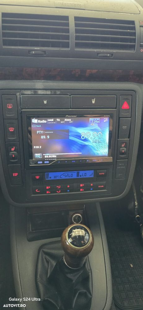 Volkswagen Sharan 2.0 TDI Comfortline - 4