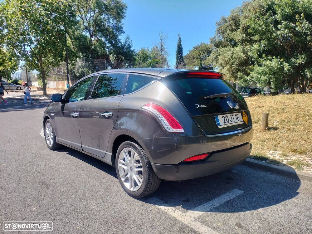 Lancia Delta 1.6 M-Jet Argento - 13