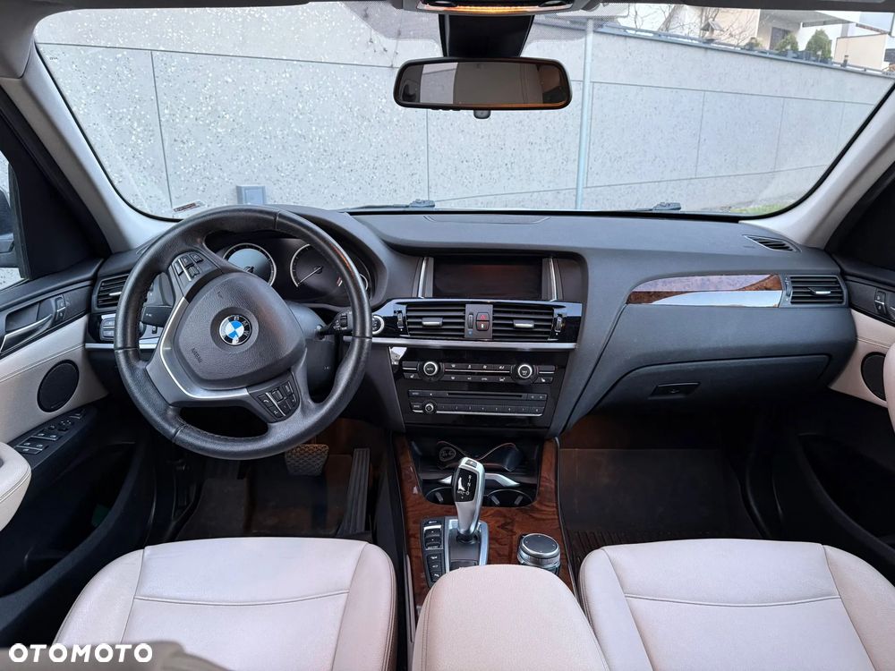 BMW X3 28i xDrive - 10