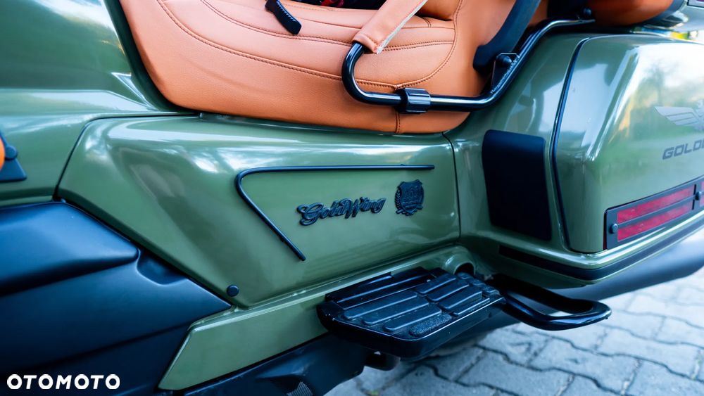 Honda GL - 24