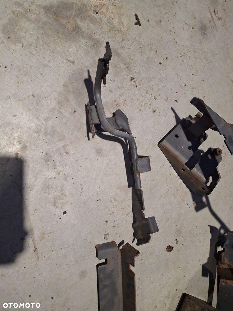 MOCOWANIE UCHWYTY RAMY  DAF CF 400 XF 106 EURO 6 - 3