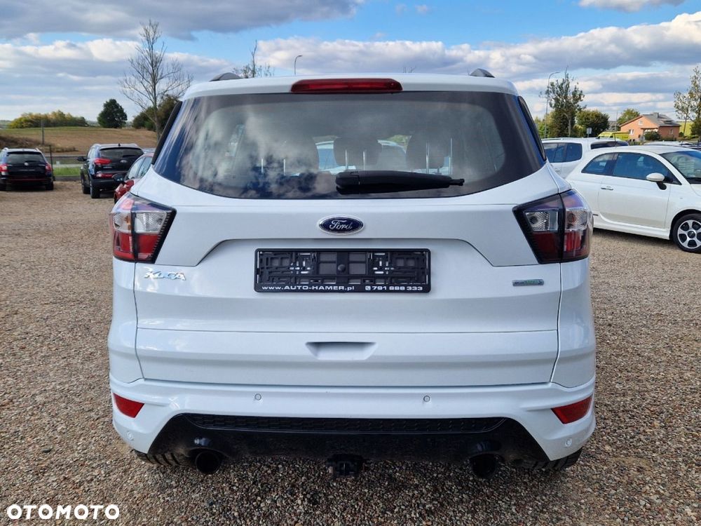 Ford Kuga 1.5 EcoBoost 2x4 ST-Line - 32