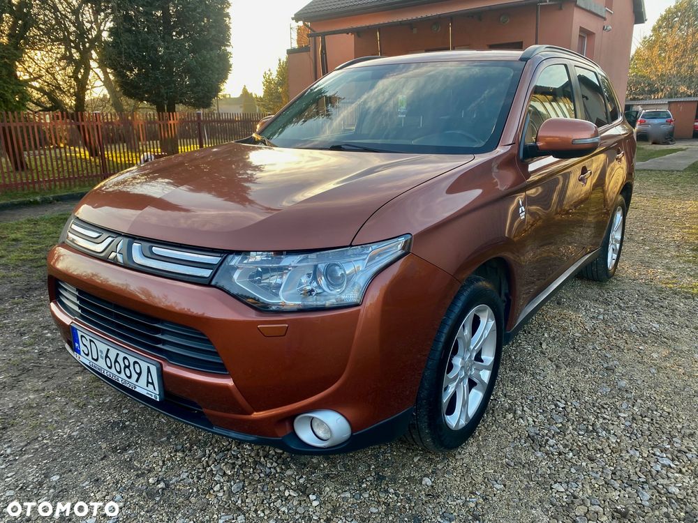 Mitsubishi Outlander 2.2 DID Intense - 1