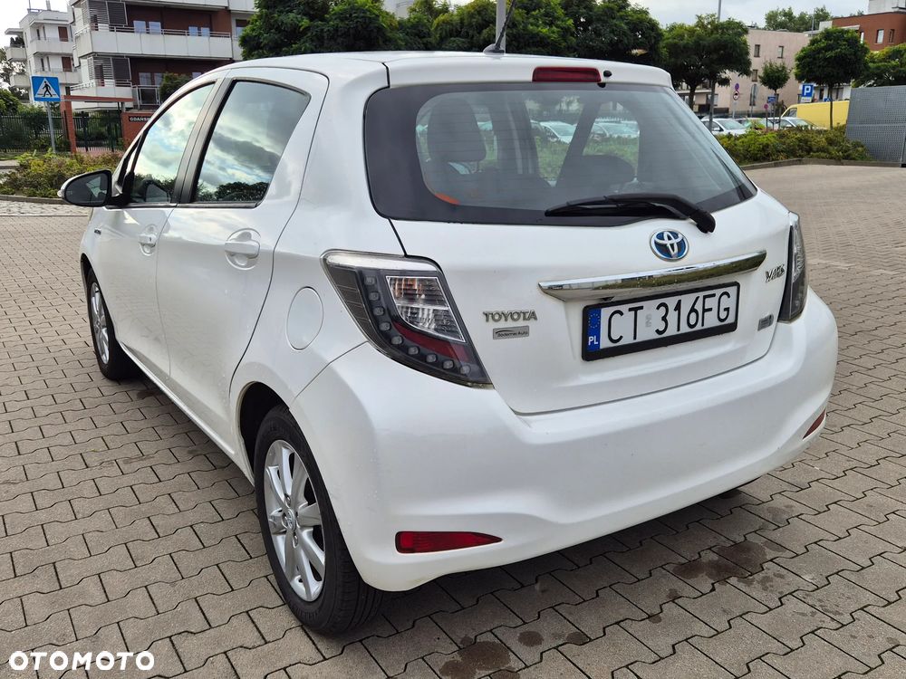 Toyota Yaris - 7