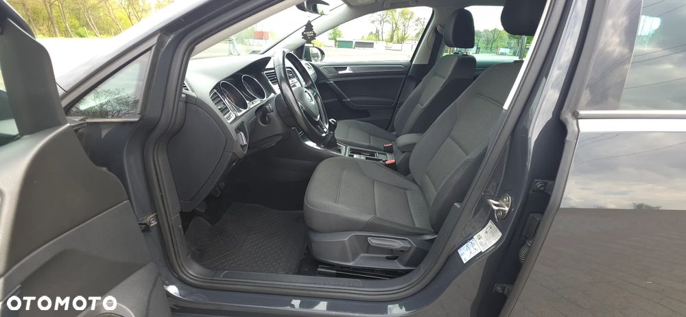 Volkswagen Golf 1.0 TSI IQ Drive - 11