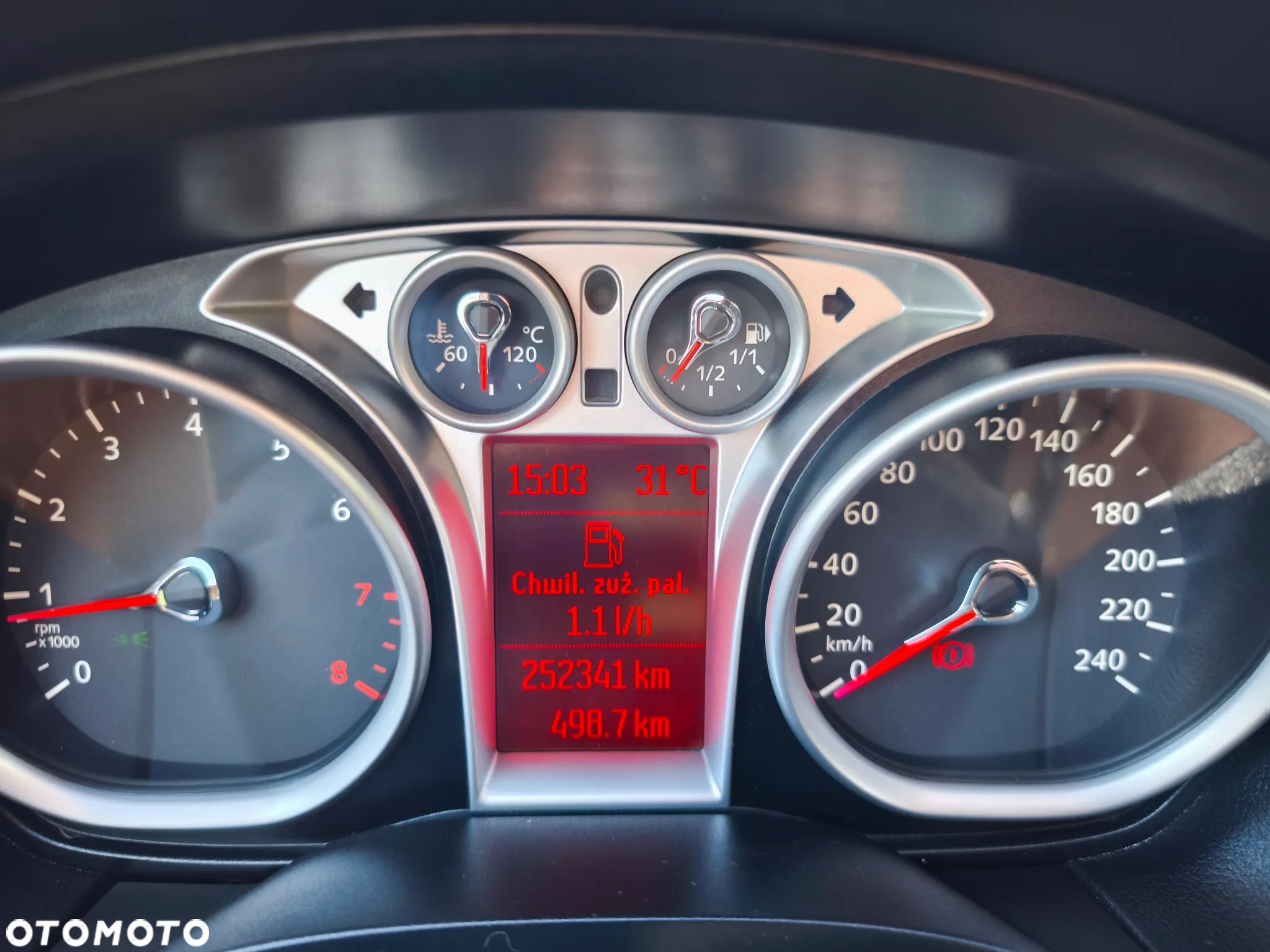 Ford Focus 1.8 FF Platinium X - 26