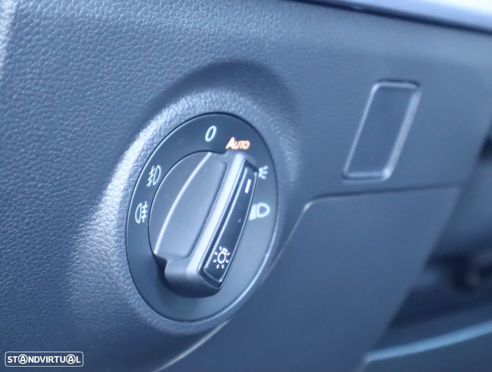 SEAT Ibiza 1.0 TSI FR - 29