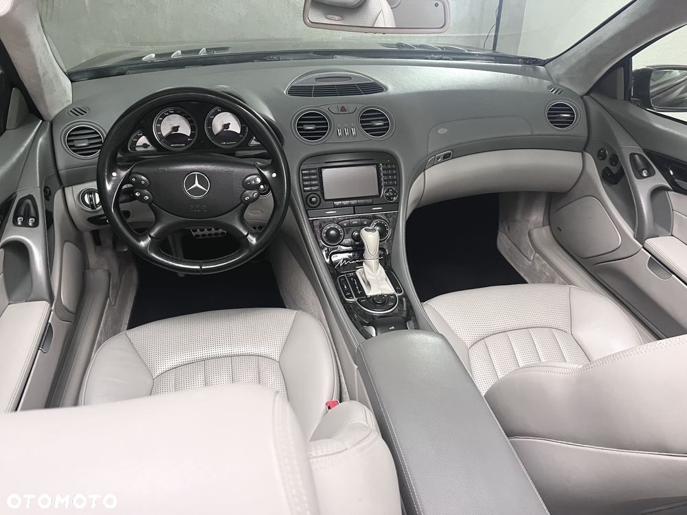 Mercedes-Benz SL - 10