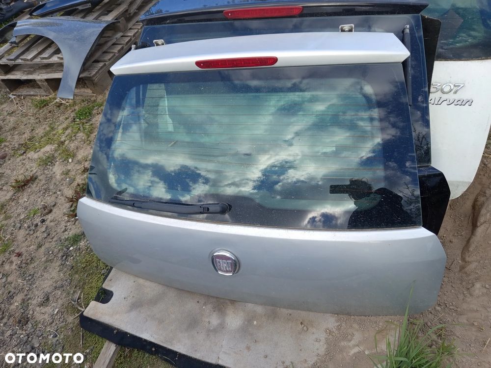 Fiat Punto Evo klapa tylna bagażnika 348B - 1