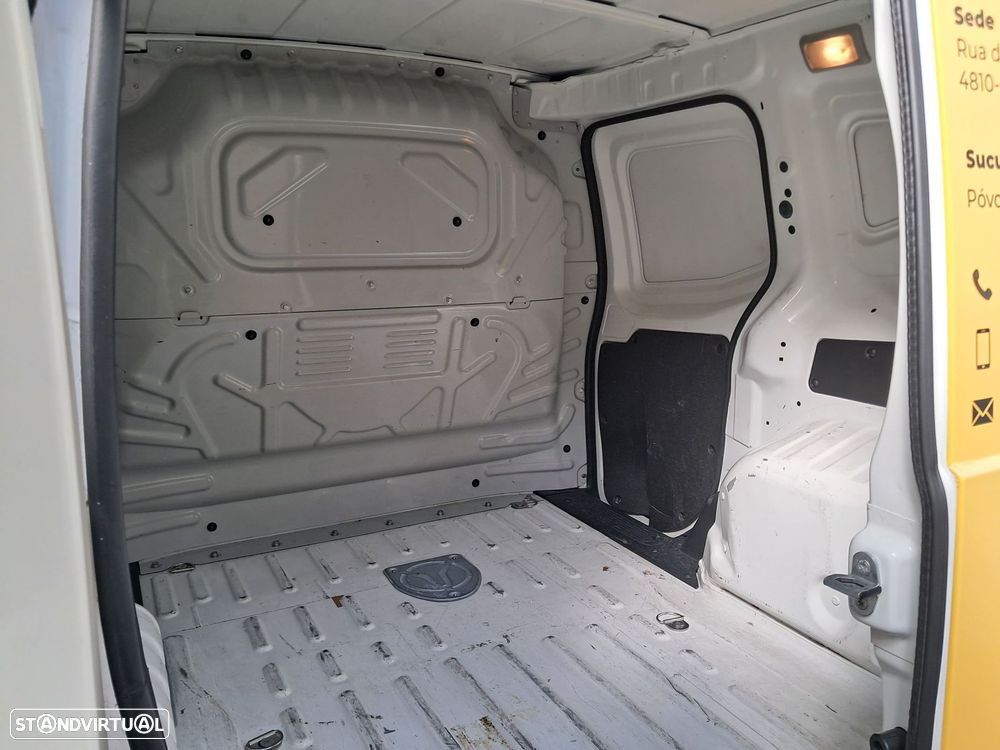 Fiat Fiorino Qubo 1.3 M-Jet - 11