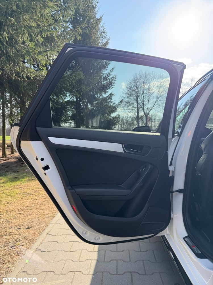 Audi A4 Avant 2.0 TDI Quattro Sport S tronic - 28