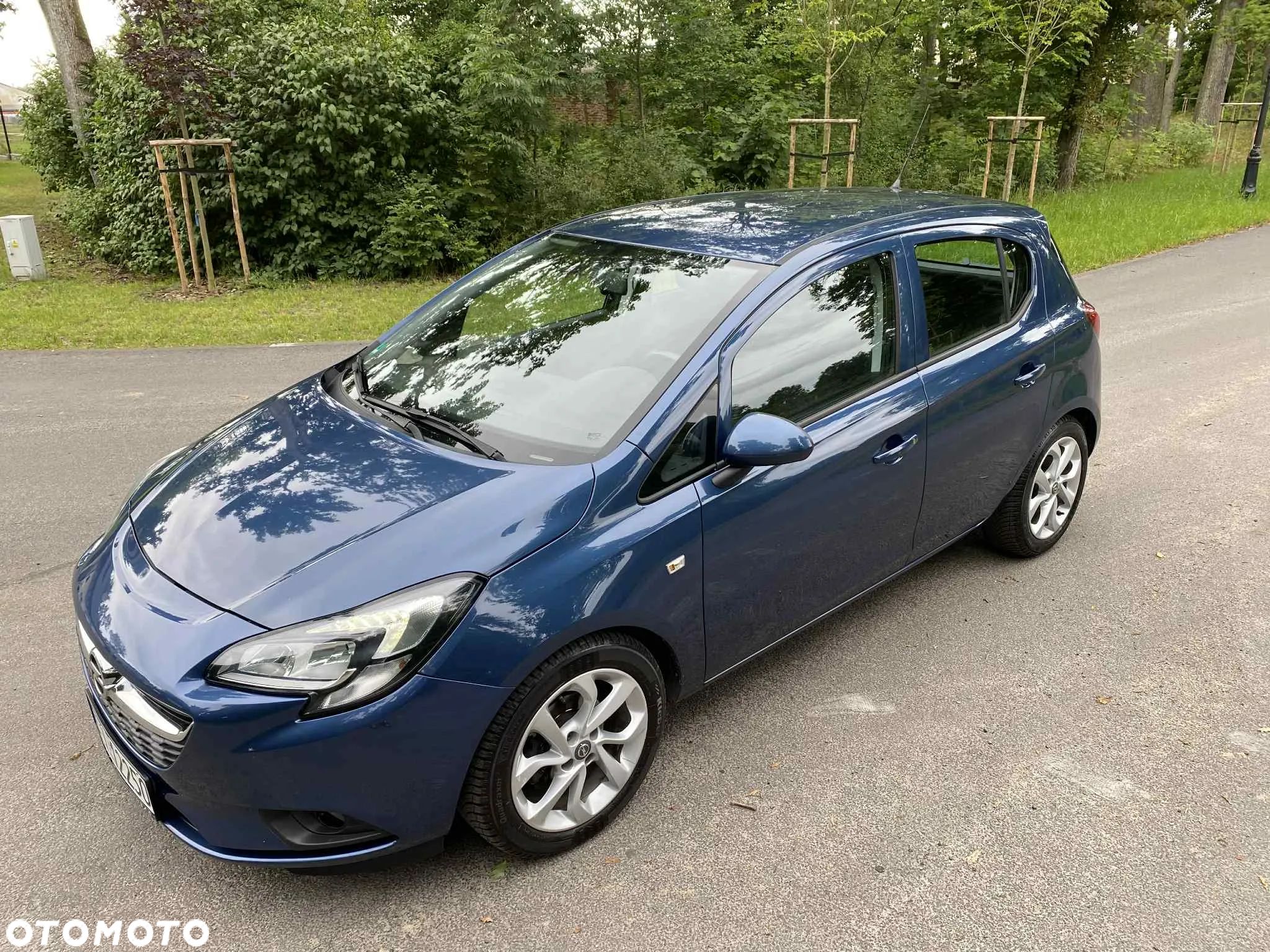 Opel Corsa 1.4 Cosmo - 1