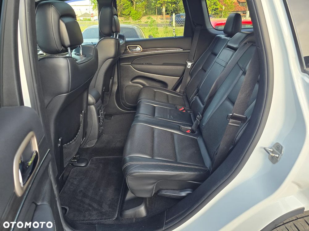 Jeep Grand Cherokee 5.7 V8 HEMI Summit - 31