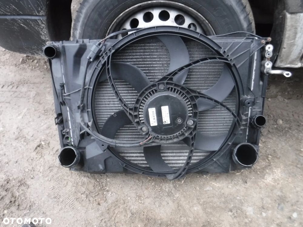 Bmw E90 E92 E93 E87 E91 320 D N47  wentylator 6937515 - 1