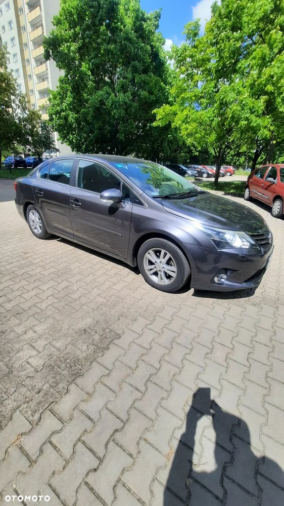 Toyota Avensis 1.8 Sol - 1
