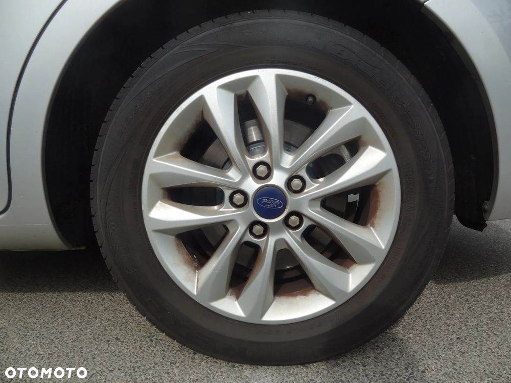 Ford Mondeo 2.0 T Trend - 17