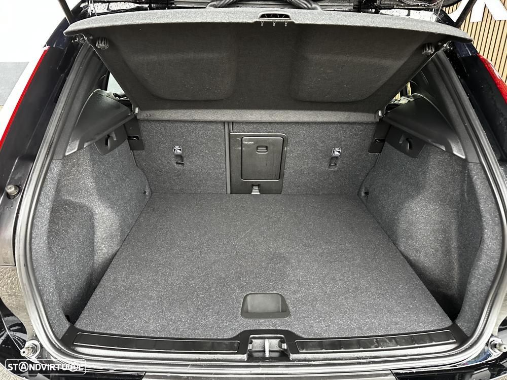 Volvo XC 40 Recharge 69 kWh Single Motor Plus - 41