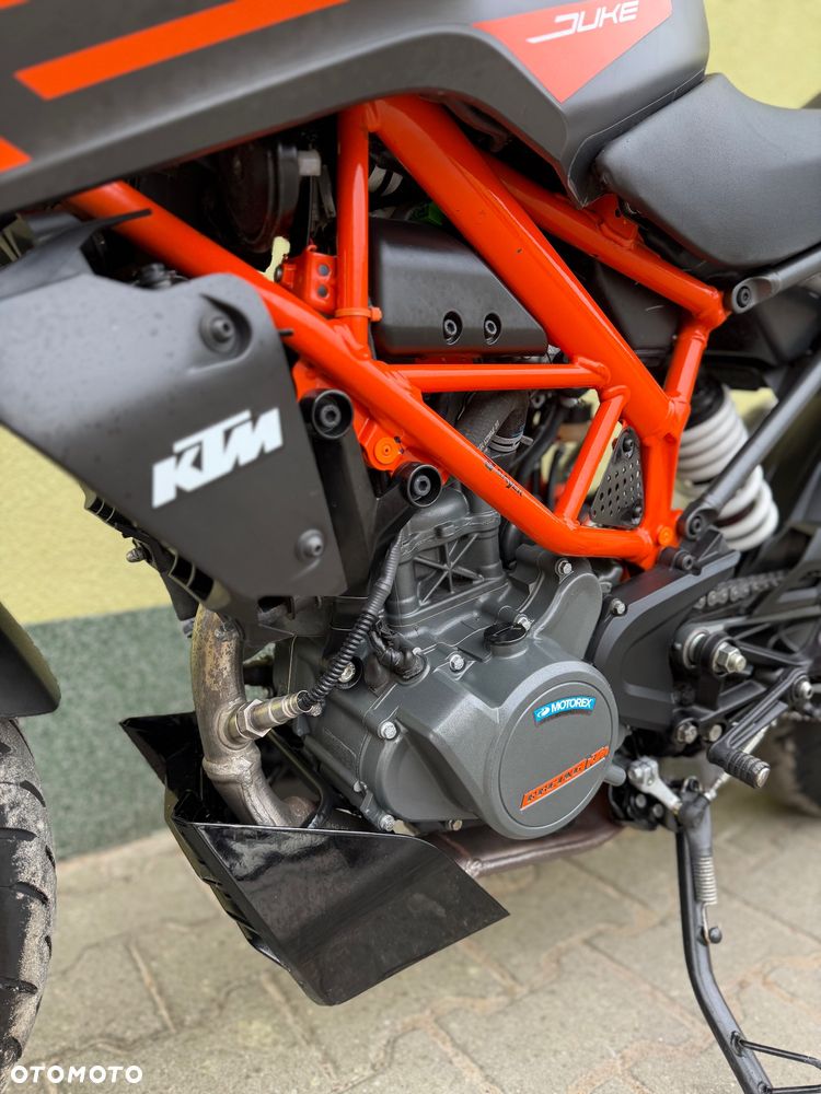 KTM Duke - 32