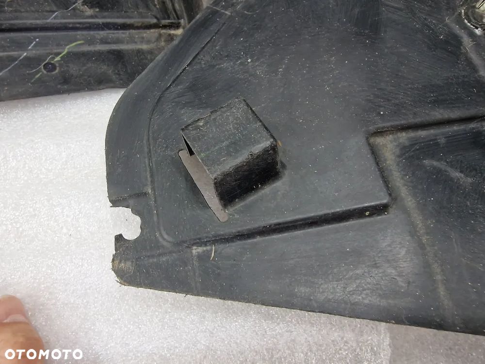 NISSAN MICRA K13 09- PRAWE NADKOLE PRZEDNIE PRZÓD NR 1HA-R , 63842-1HA0X / 3HN-R , 63842-3HN0A , NR AUKCJI N134 - 4