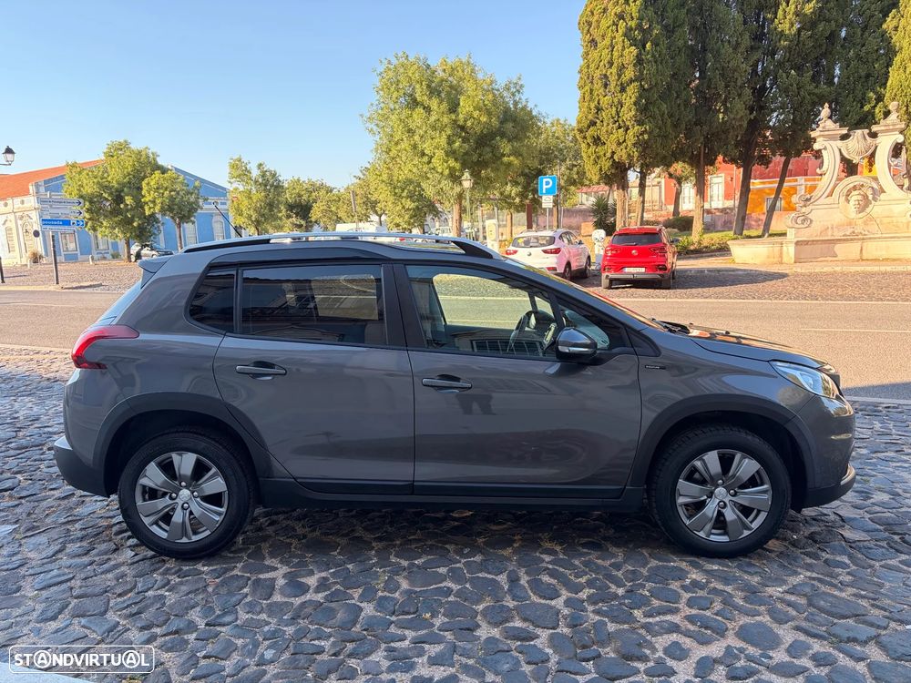 Peugeot 2008 - 10