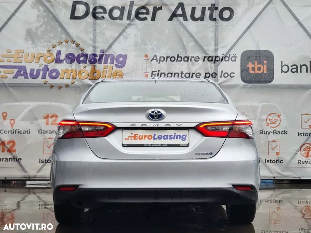 Toyota Camry 2.5 Hybrid Business - 7
