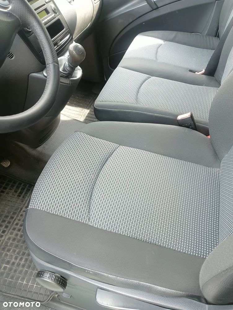 Mercedes-Benz VITO - 13