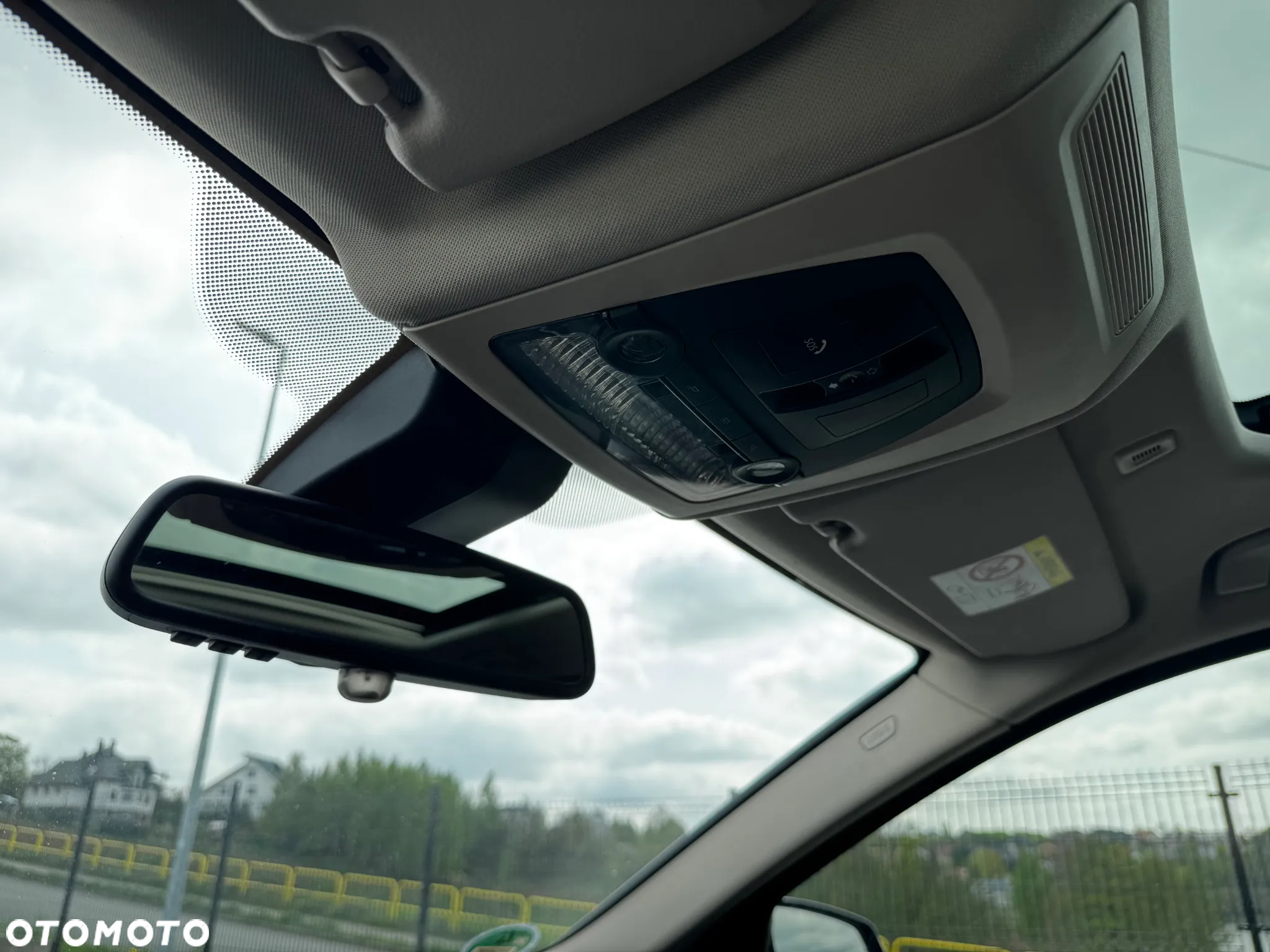 BMW Seria 5 525d Touring Luxury Line - 36