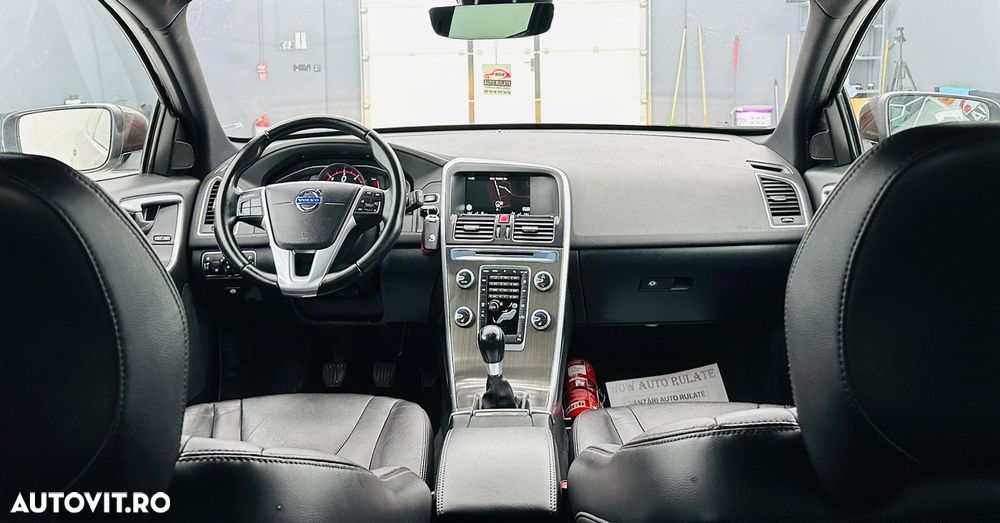 Volvo XC 60 D3 Momentum - 7