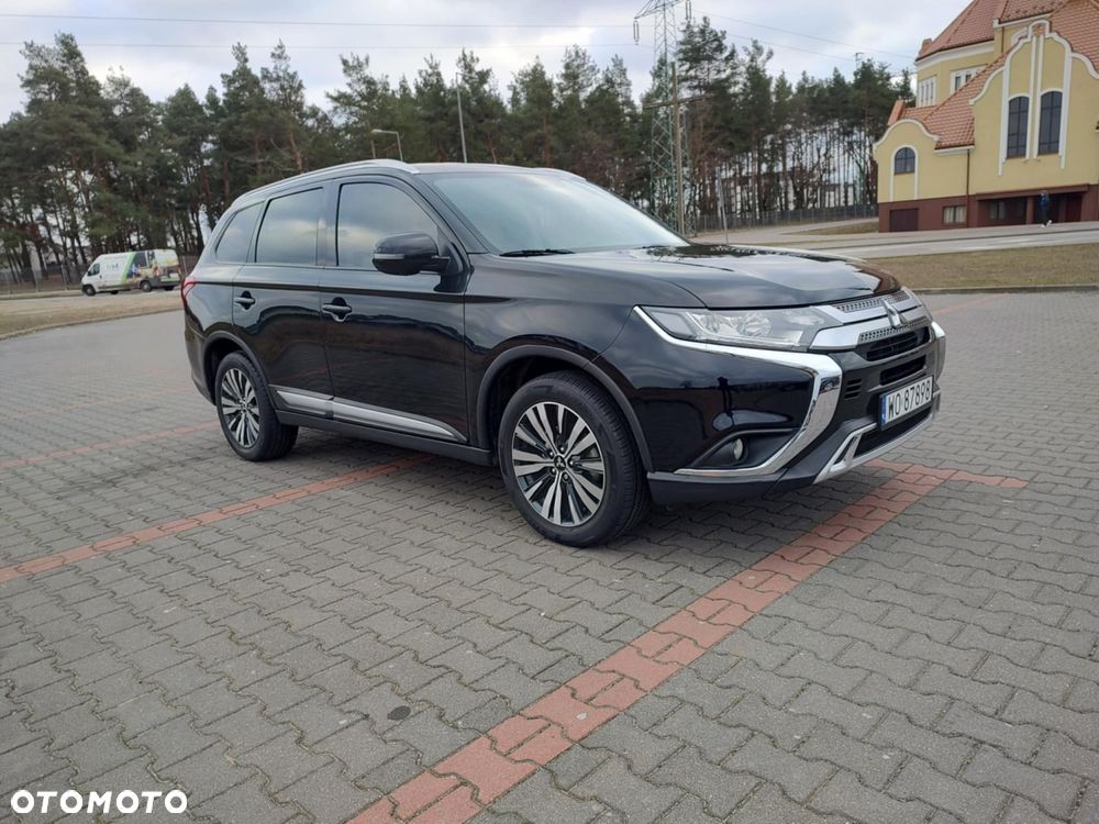 Mitsubishi Outlander - 5