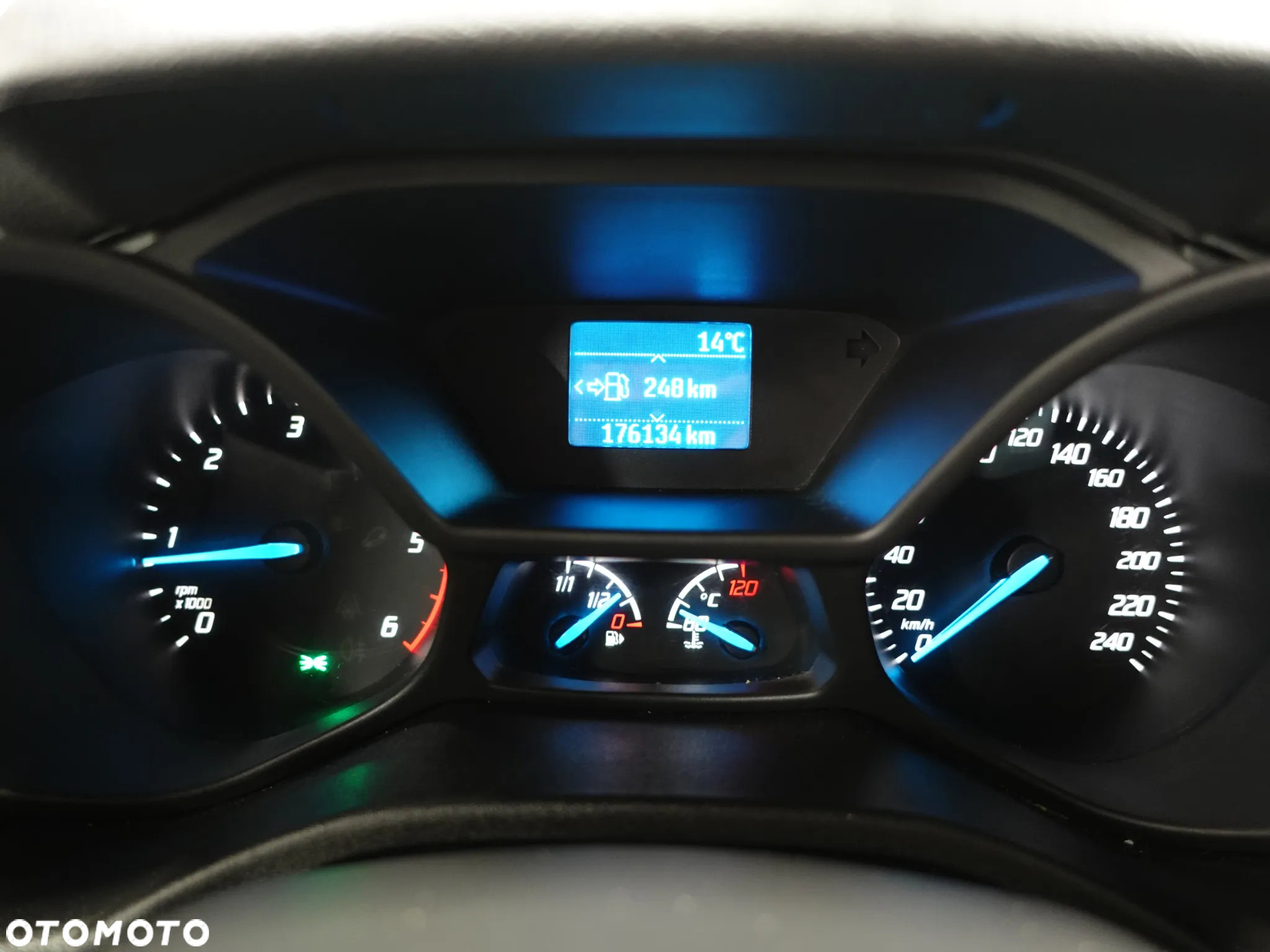 Ford Transit Connect - 34