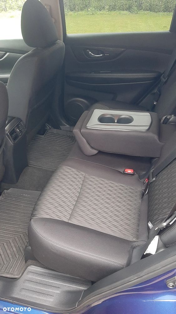 Nissan Rogue - 28