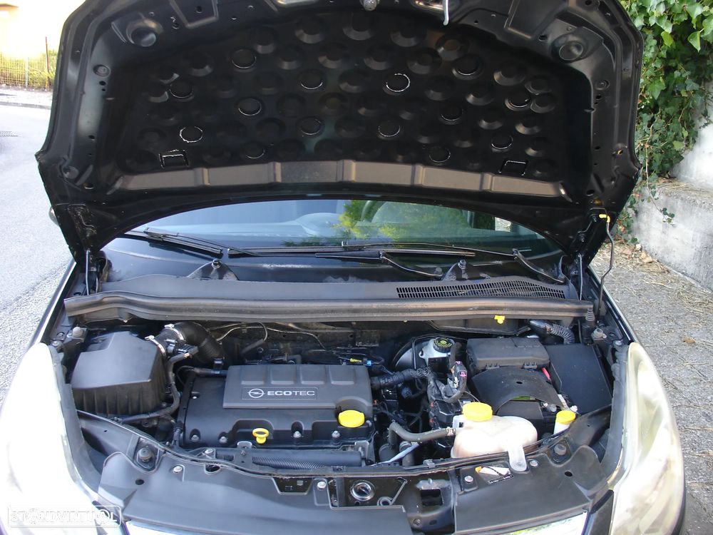 Opel Corsa 1.2 Enjoy - 29