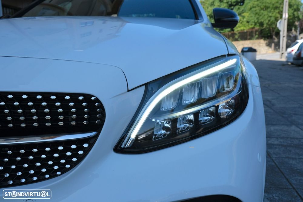 Mercedes-Benz C 300 de AMG Line - 32