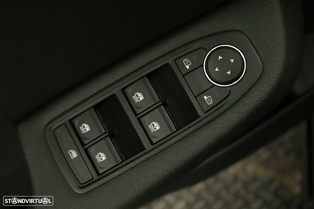 Renault Clio 1.0 TCe Evolution Bi-Fuel - 21