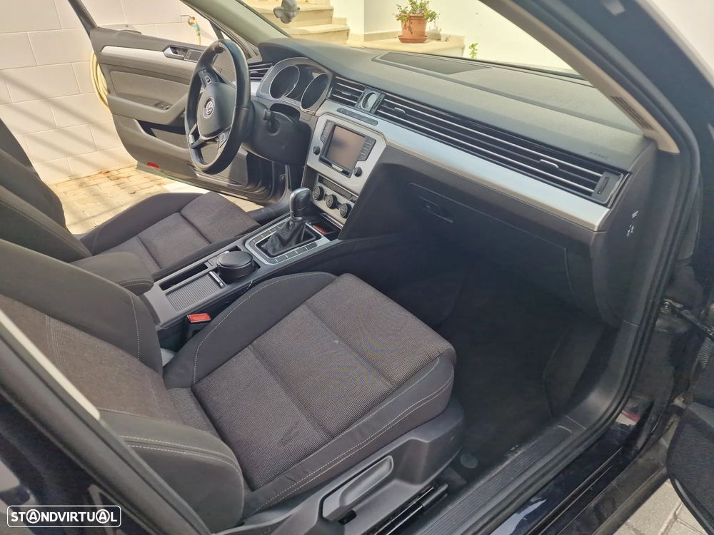 VW Passat Variant 1.6 TDI (BlueMotion ) DSG Comfortline - 13