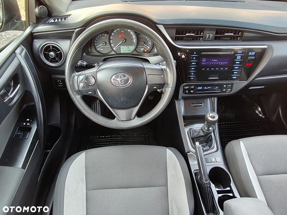 Toyota Auris 1.6 Classic Plus - 33