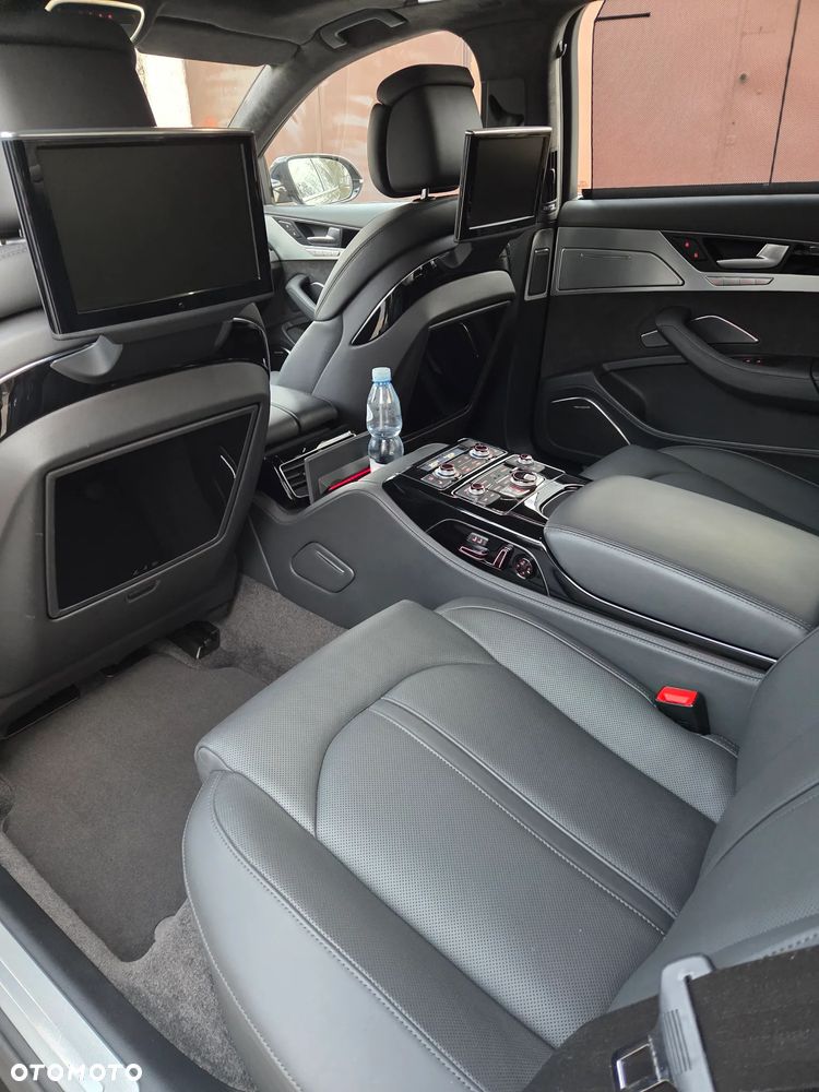 Audi A8 4.2 TDI L Quattro - 25