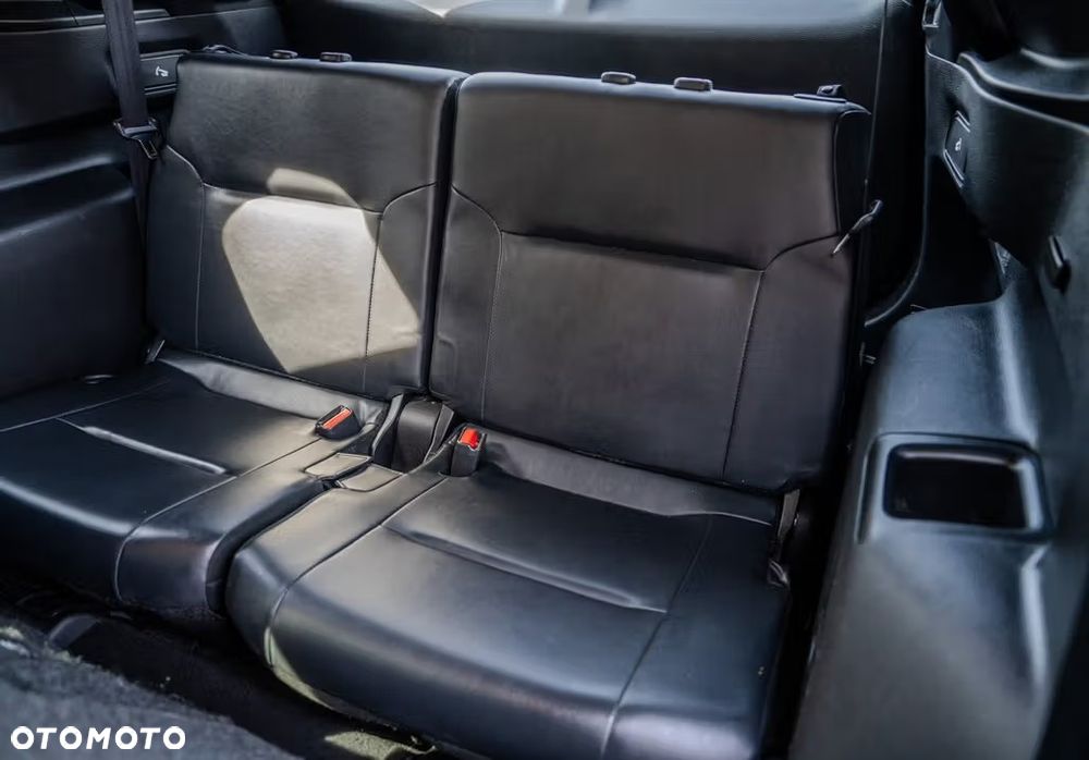 Mitsubishi Outlander - 27