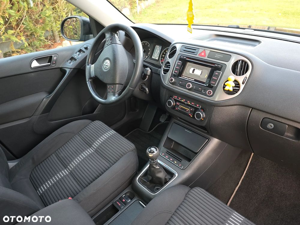Volkswagen Tiguan - 6