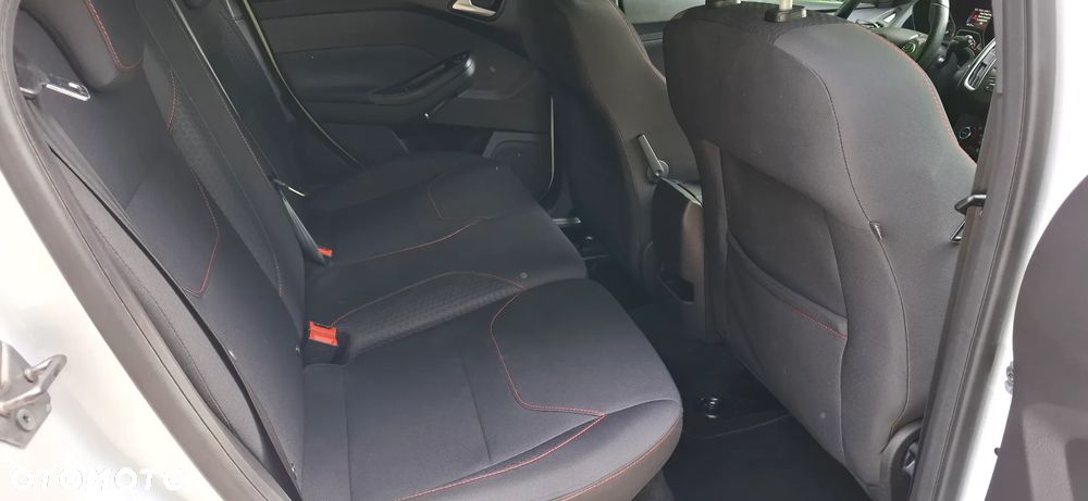 Ford Focus 1.5 EcoBoost ST-Line Black ASS - 17