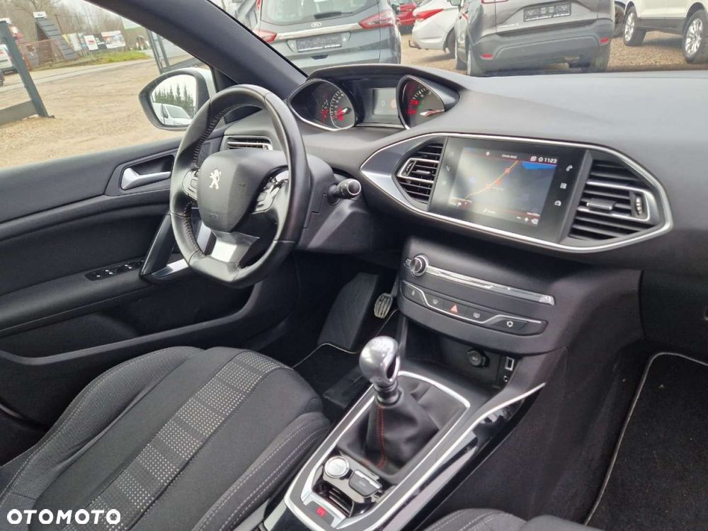 Peugeot 308 - 22