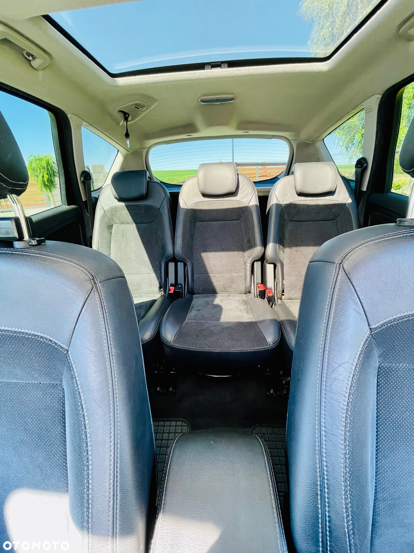 Ford S-Max 2.0 TDCi DPF Champions Edition - 13
