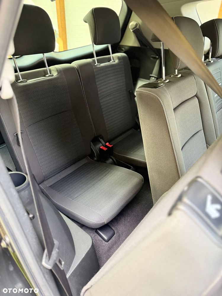 Toyota Verso 1.8 Premium 7os - 18