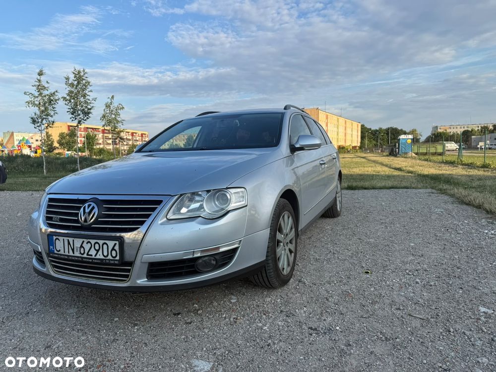 Volkswagen Passat 2.0 TDI Comfortline - 12