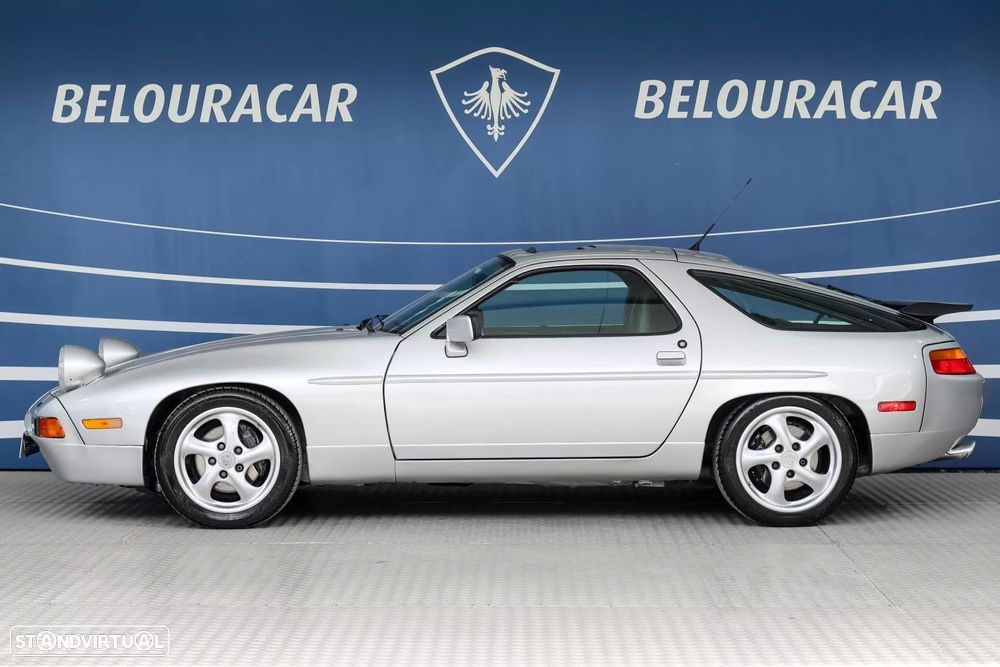 Porsche 928 S4 - 3