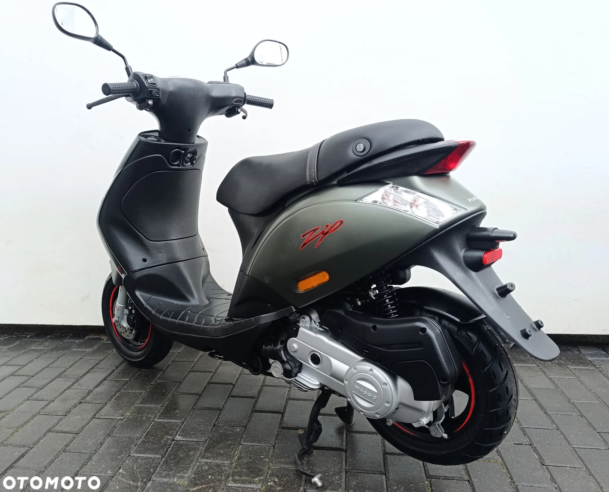 Piaggio ZIP - 4