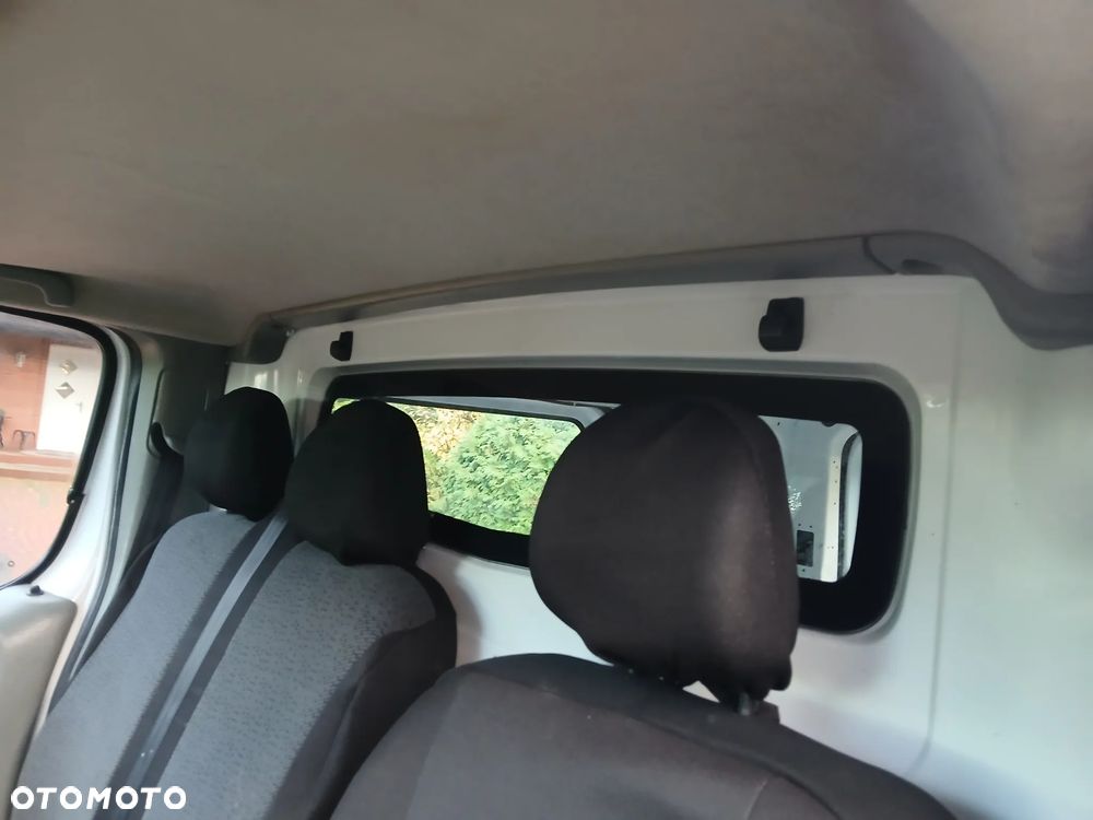 Opel VIVARO - 12