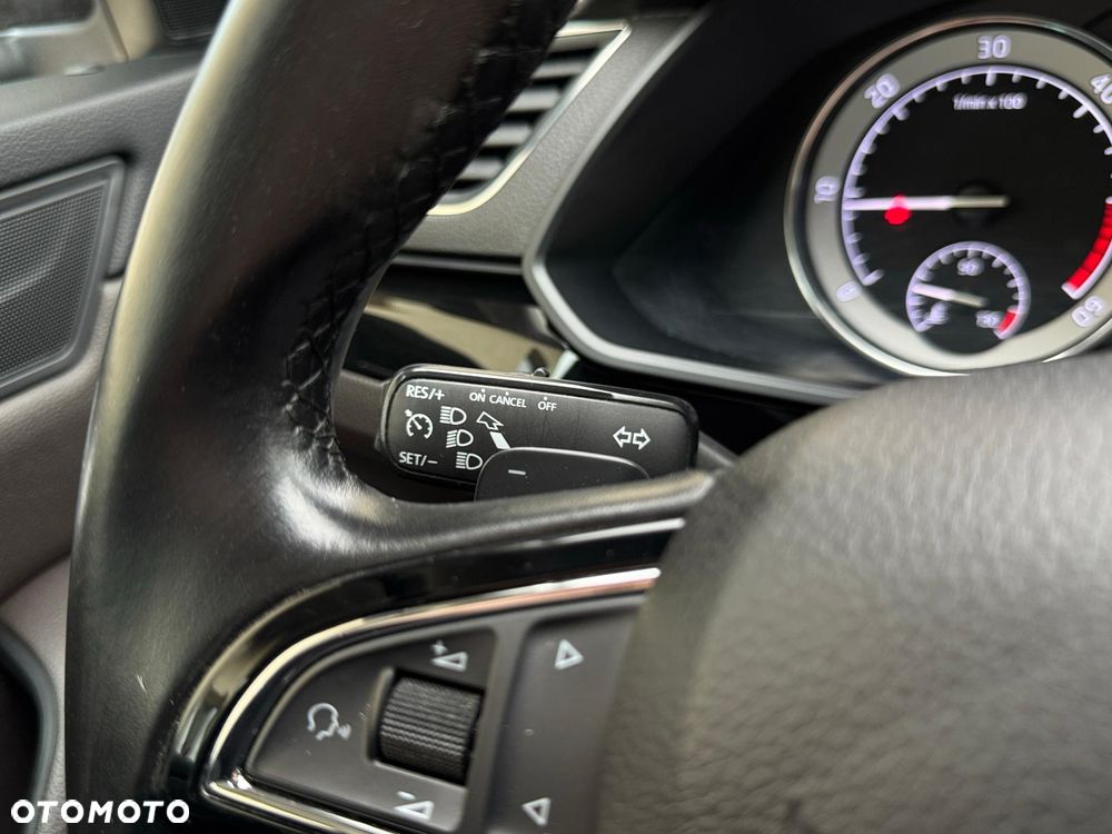 Skoda Superb 2.0 TDI 4x4 DSG L&K - 28