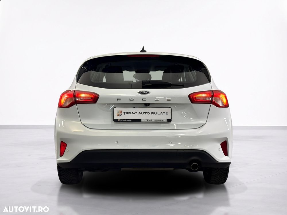 Ford Focus - 5