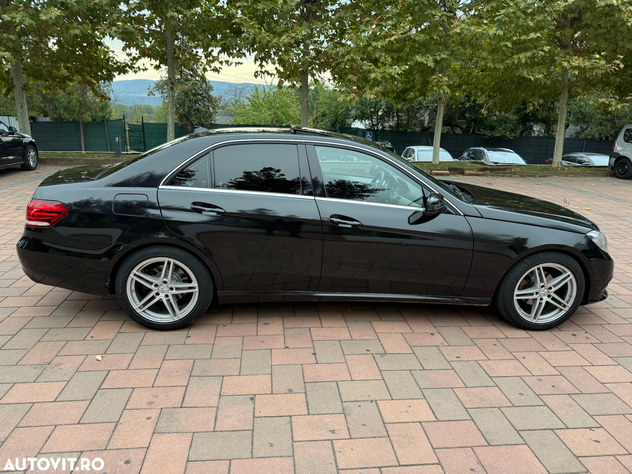 Mercedes-Benz E 200 BlueTEC 7G-TRONIC Avantgarde - 5
